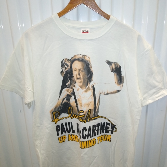 Paul McCartney Up & Coming Tour Concert Tshirt (L) - Picture 2 of 5